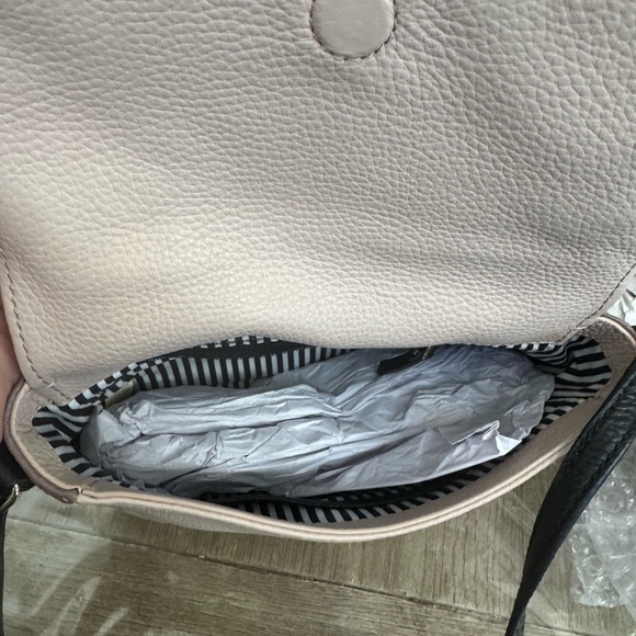 Kate spade crossbody bag like new - Picture 12 of 17